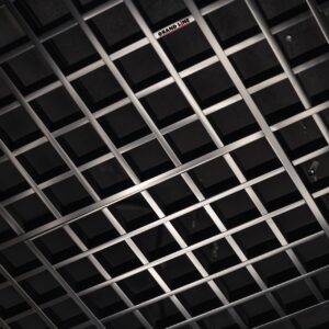 Грильято GL-15 100х100х600 h=40 папа черный Al